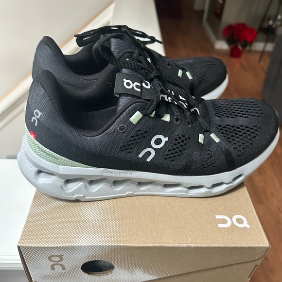 On Cloud Cloudsurfer - Picture 3 of 6